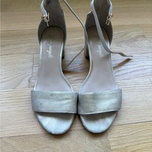 Free People Cream Sandals with Ankle Strap and Minimal Design